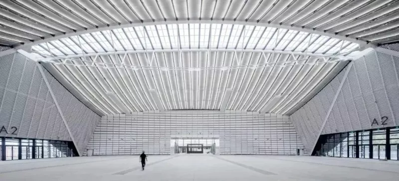 Sala d'Esposizione di Strutture di Corda di Travi