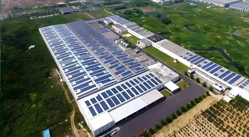 PV-Integrated Warehouse Steel Construction