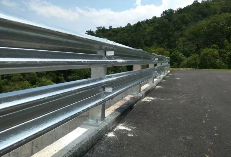 Guardrail d'autostrada d'acciaio