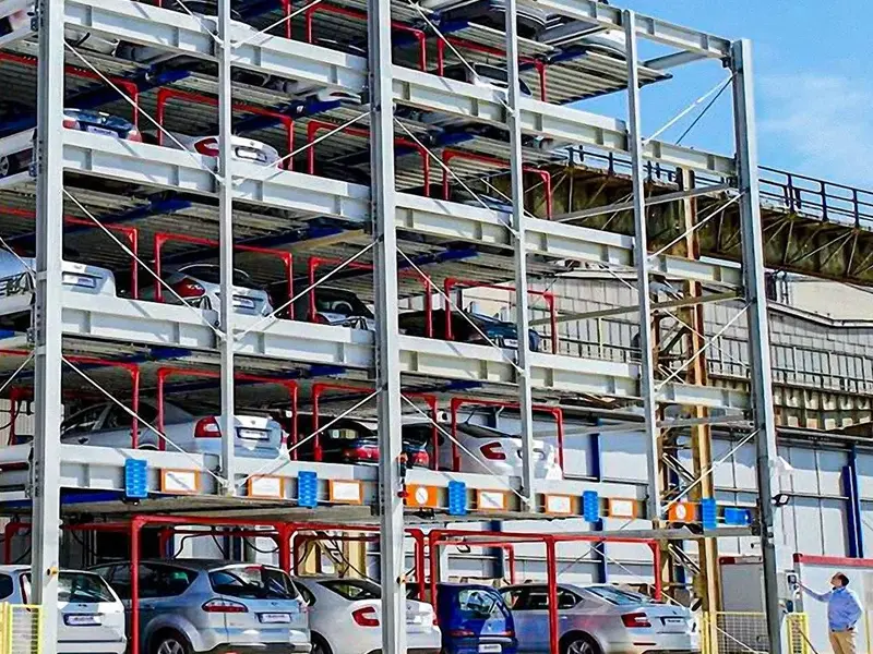 Edificiu integratu di carica di parcheghju in acciaio