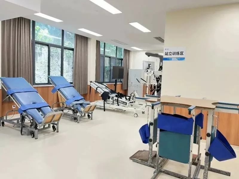 Edificiu di furmazione di l'equipaggiu di riabilitazione di l'acciaio