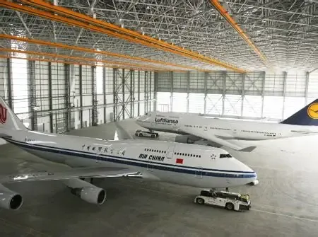 Hangar di Manutenzione di Strutture in Acciaio